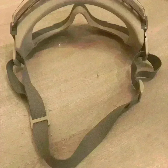 CHEMISTRY LAB GOGGLES Adj Strap Exc Con - Picture 5 of 5